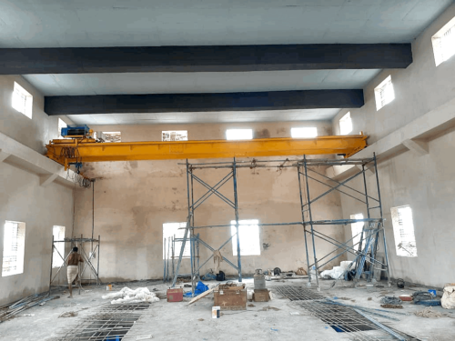 10mt-double-girder-onsite-installation2-1032x774